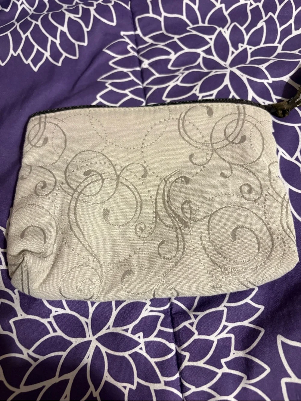 Two pieces of thirty-one that work well together-  Mini Zipper Pouch and wallet